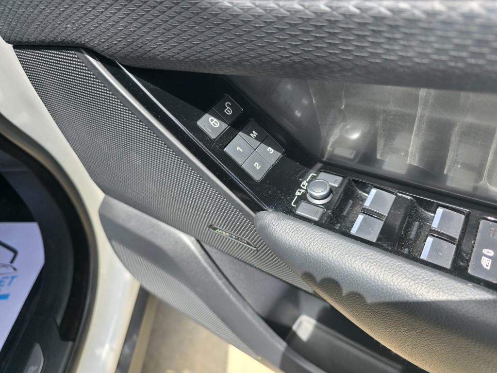 Land Rover Range Rover Velar 2019 Satılık İkinci El - Thumbnail 2