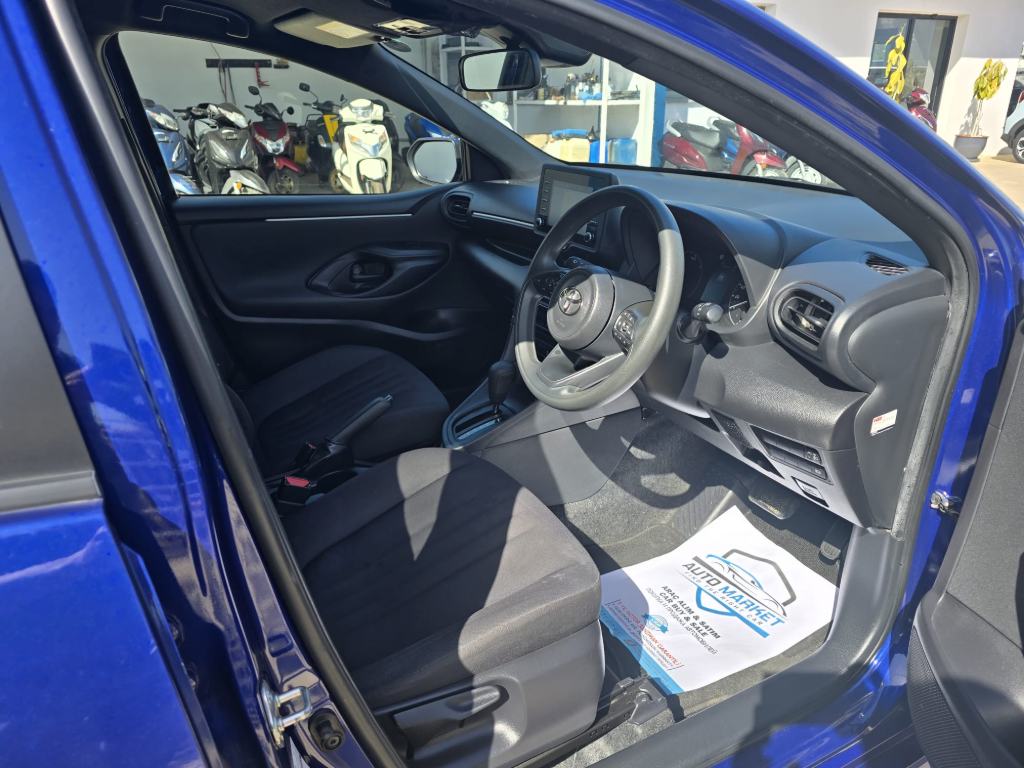 Toyota Yaris 2021 Satılık İkinci El - Thumbnail 4