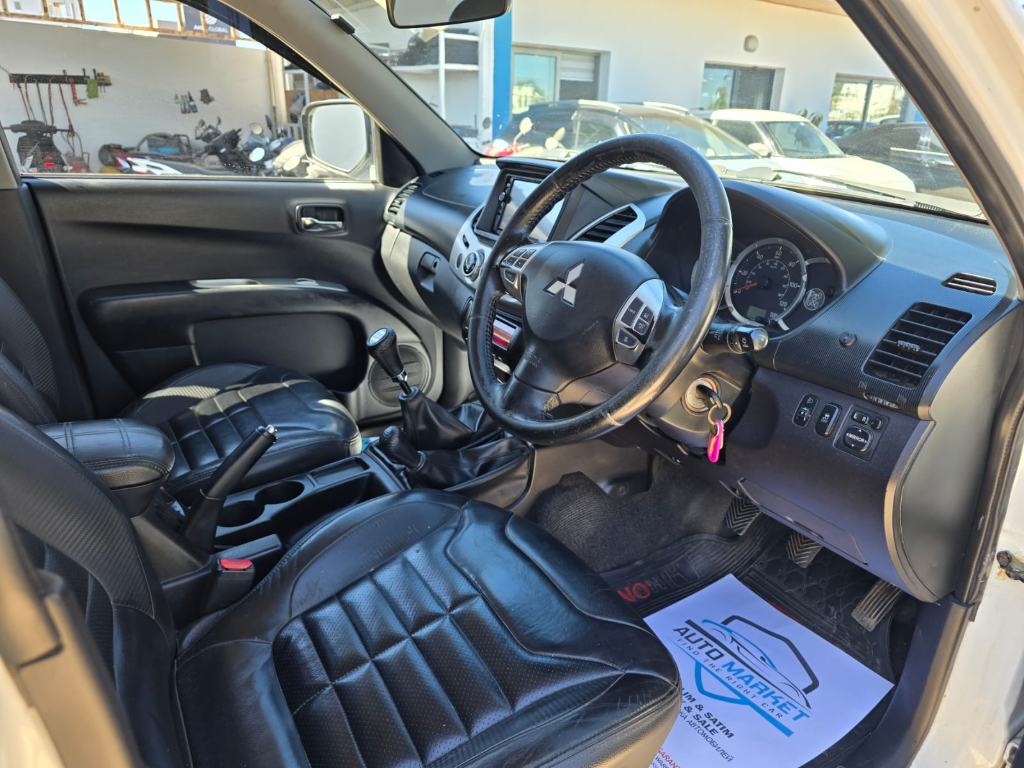 Mitsubishi L 200 2015 Satılık İkinci El - Thumbnail 2