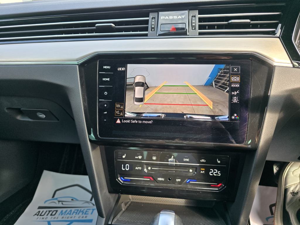 Volkswagen Passat 2022 Satılık İkinci El - Thumbnail 2