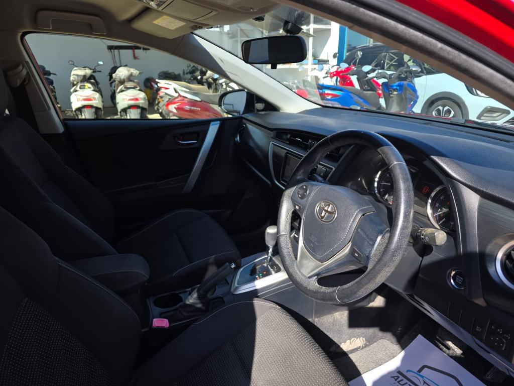 Toyota Auris 2014 Satılık İkinci El - Thumbnail 2