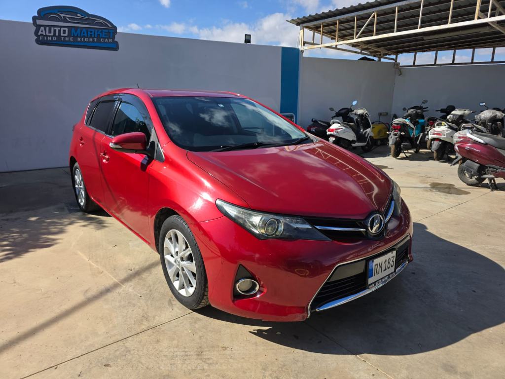 Toyota Auris 2014 Satılık İkinci El - Thumbnail 4