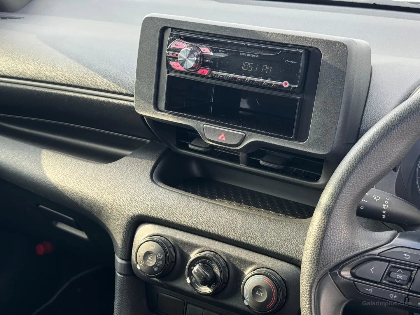 Toyota Yaris 2024 Satılık İkinci El - Thumbnail 6