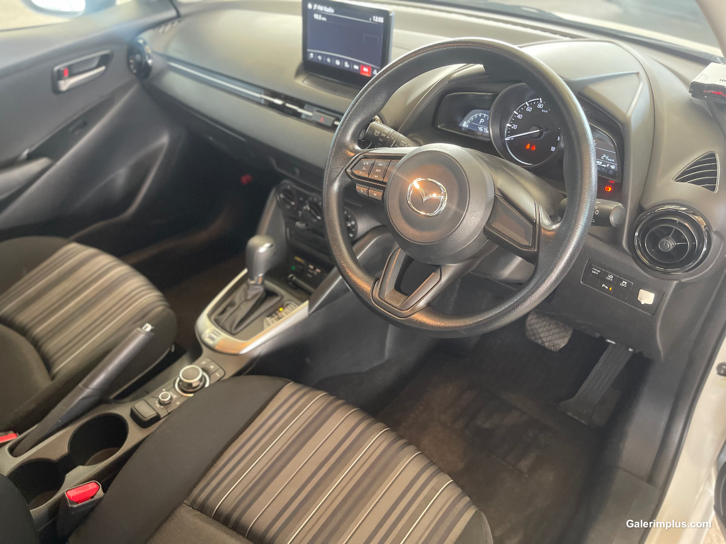 Mazda 2 2022 Satılık İkinci El - Thumbnail 7