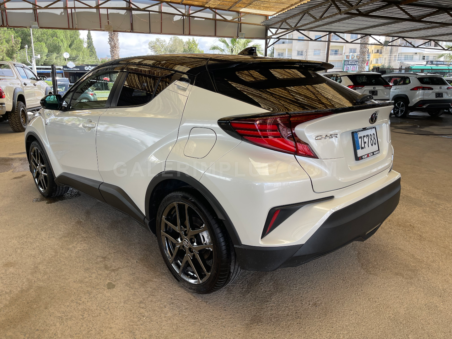 Toyota C-HR 2020 Satılık İkinci El - Thumbnail 2