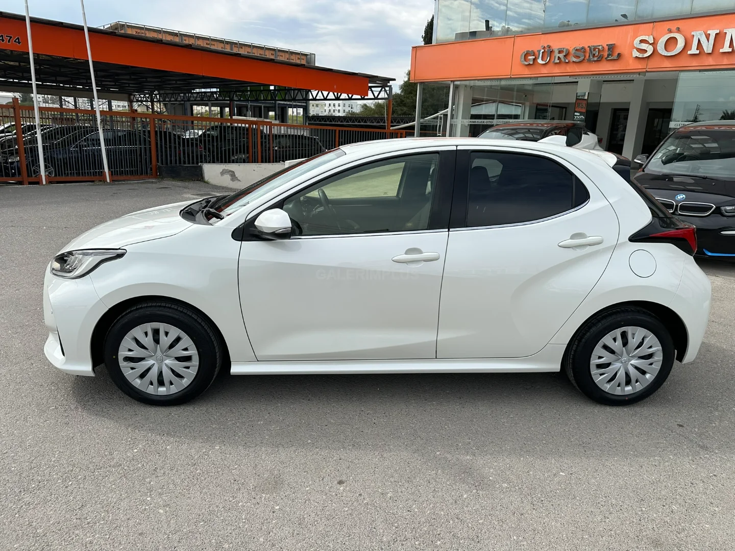 Toyota Yaris 2020 Satılık İkinci El - Thumbnail 2