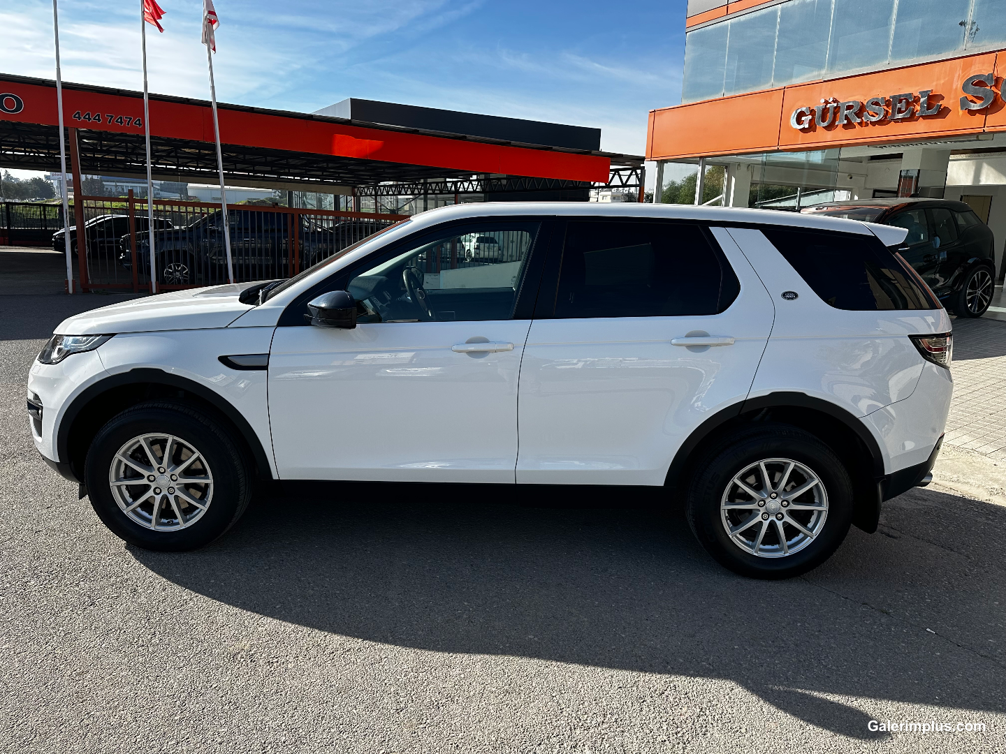 Land Rover Discovery Sport 2016 Satılık İkinci El - Thumbnail 2