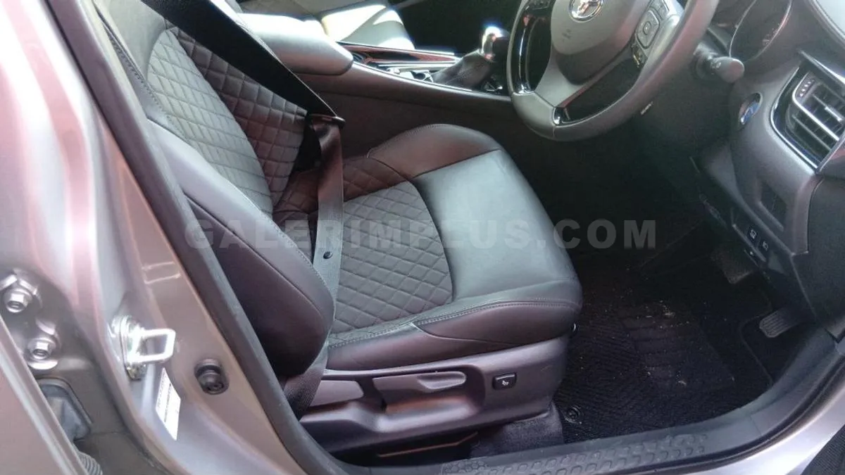 Toyota C-HR 2023 Satılık İkinci El - Thumbnail 6