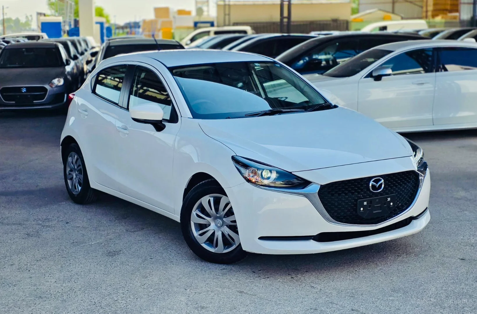 Mazda 2 2022 Satılık İkinci El - Thumbnail 2