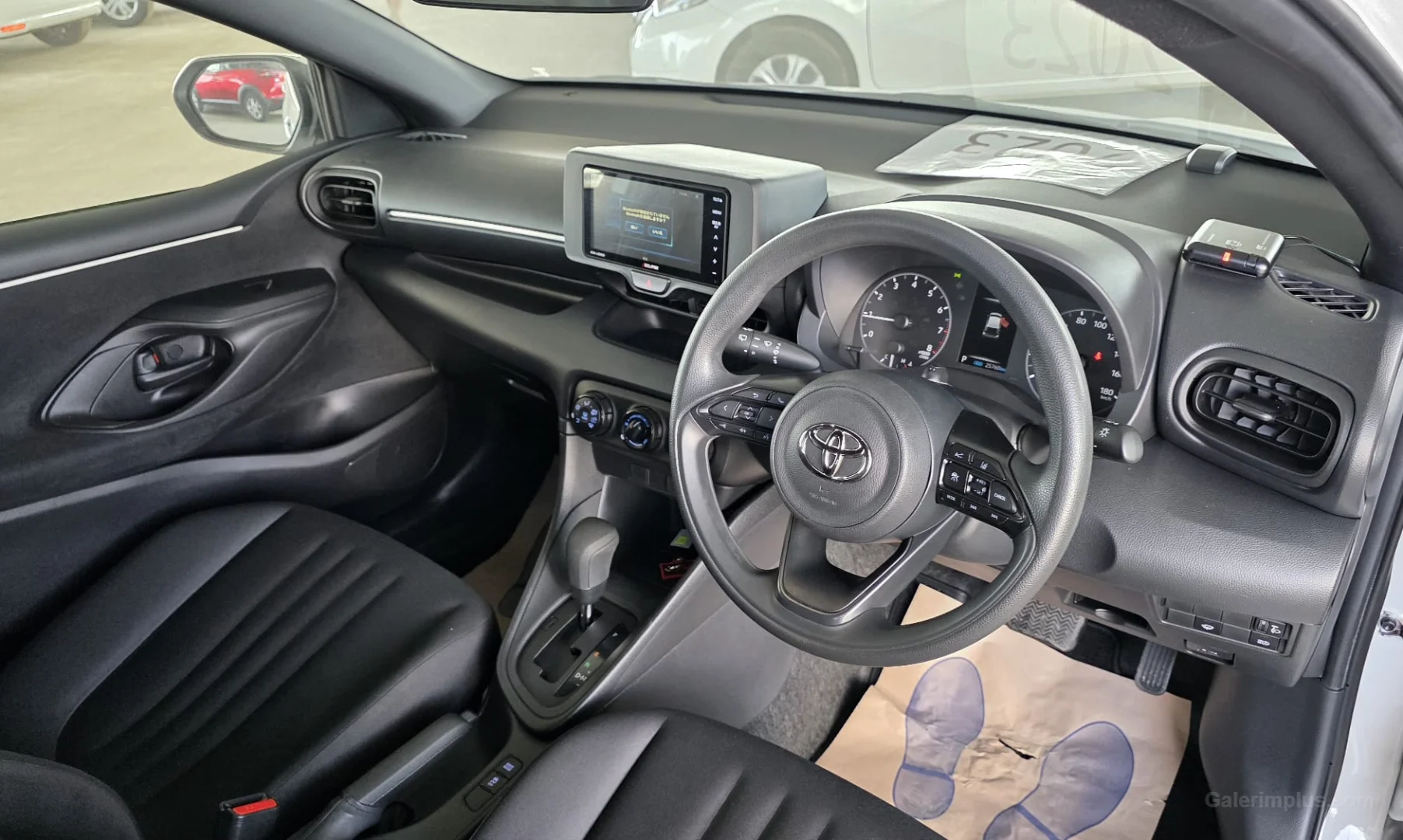 Toyota Yaris 2023 Satılık İkinci El - Thumbnail 5