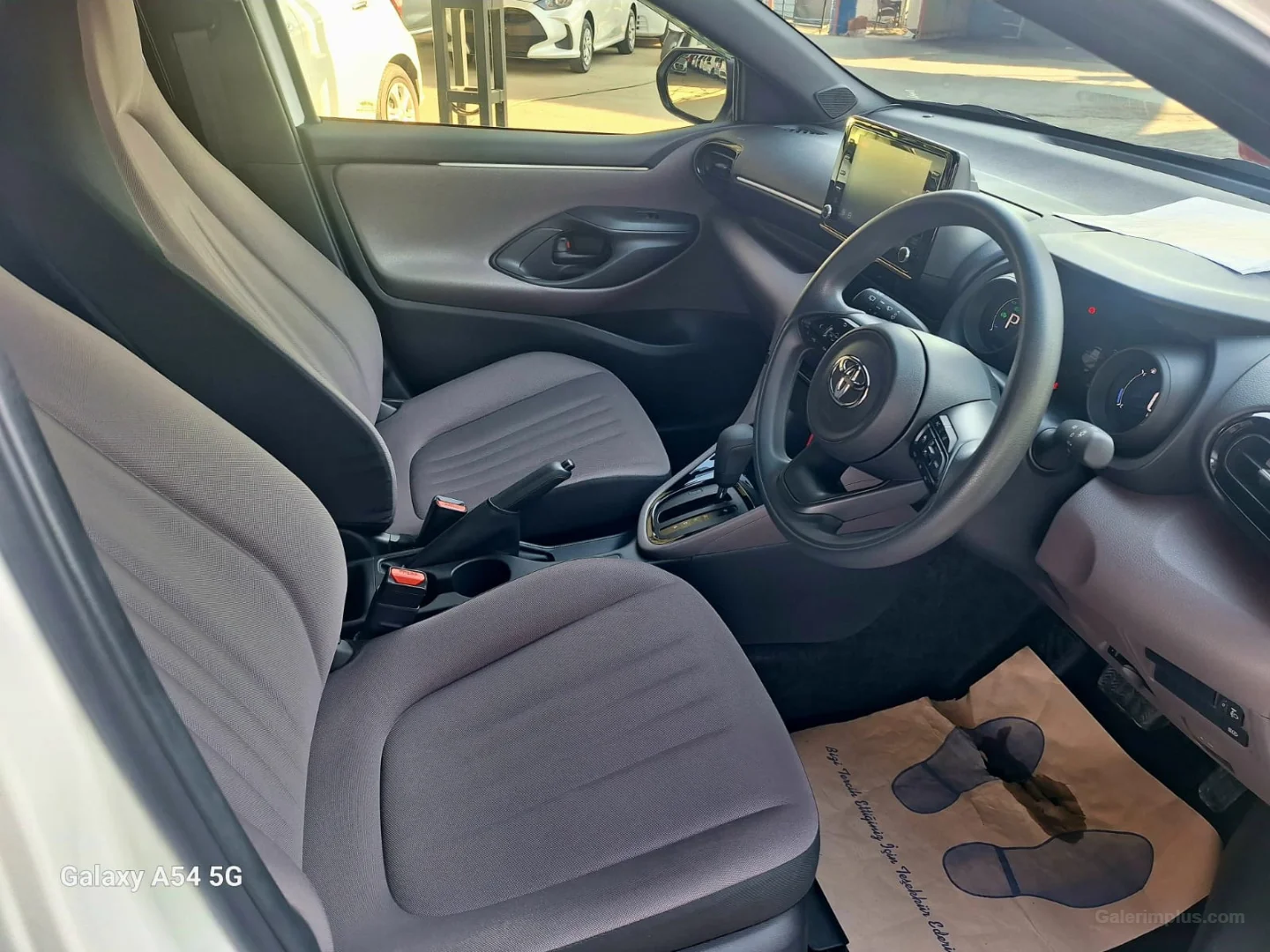 Toyota Yaris 2022 Satılık İkinci El - Thumbnail 8