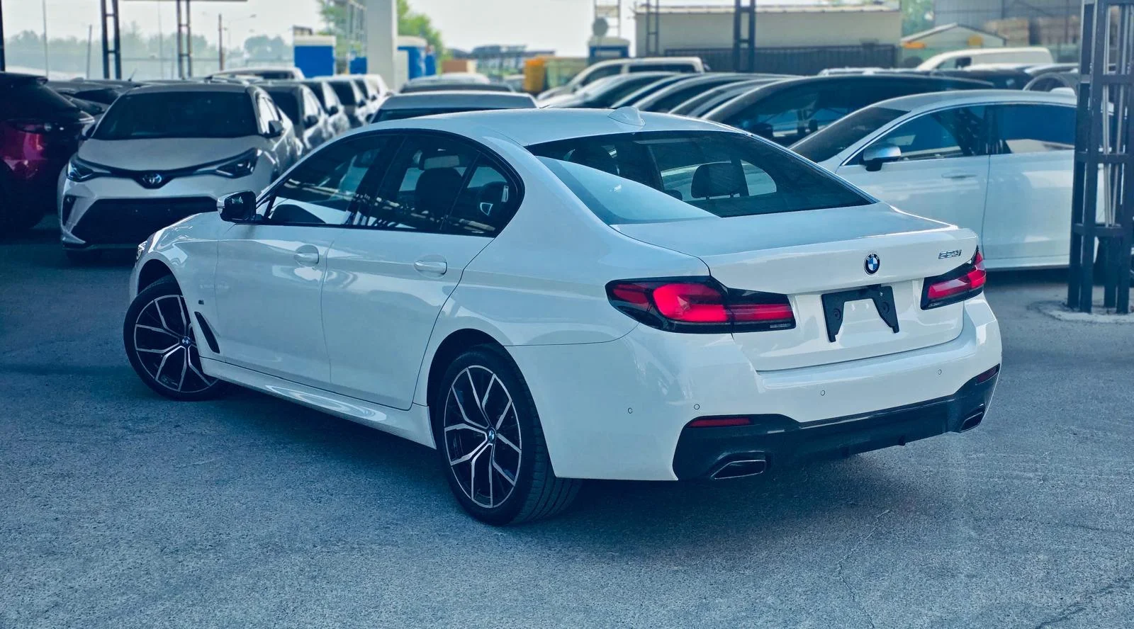 BMW 5 Serisi 2022 Satılık İkinci El - Thumbnail 3