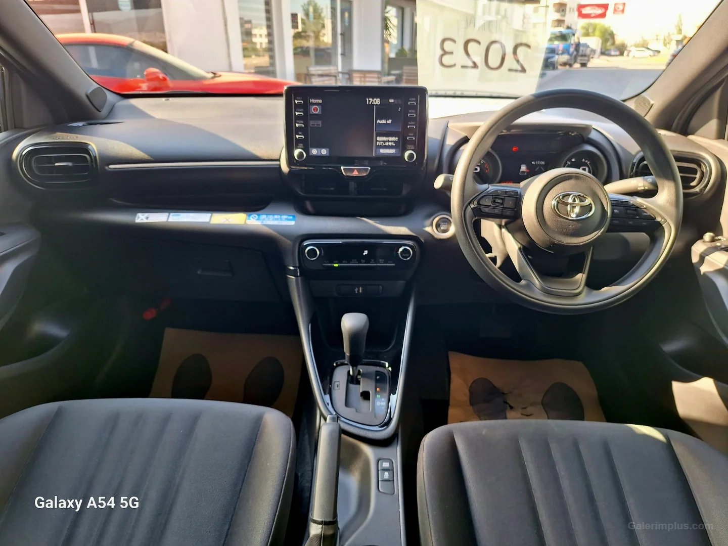 Toyota Yaris 2023 Satılık İkinci El - Thumbnail 8