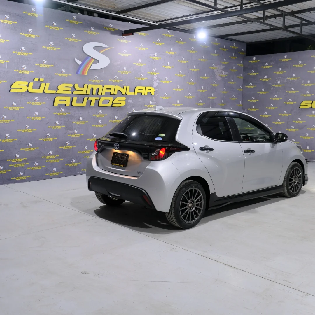 Toyota Yaris 2021 Satılık İkinci El - Thumbnail 4