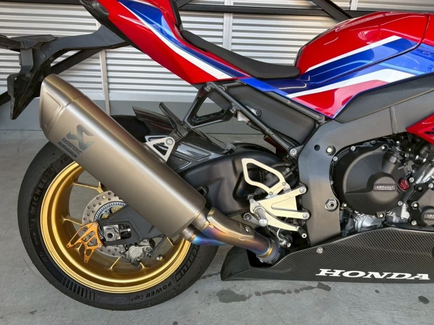 Honda CBR 1000 RR-R Fireblade SP 2023 Satılık İkinci El - Thumbnail 5