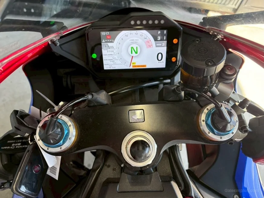 Honda CBR 1000 RR-R Fireblade SP 2023 Satılık İkinci El - Thumbnail 5
