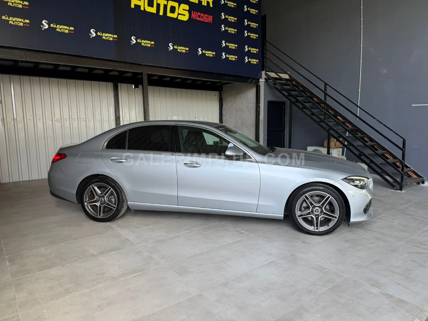 Mercedes-Benz C Serisi 2023 Satılık İkinci El - Thumbnail 3
