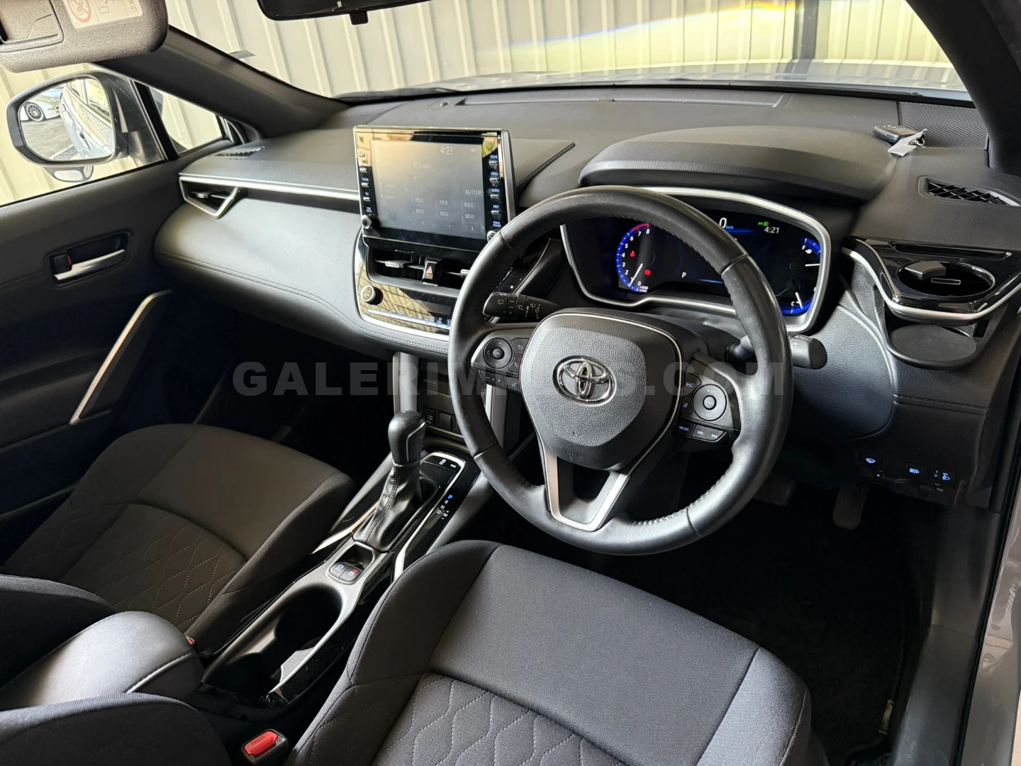 Toyota Corolla Cross 2023 Satılık İkinci El - Thumbnail 7
