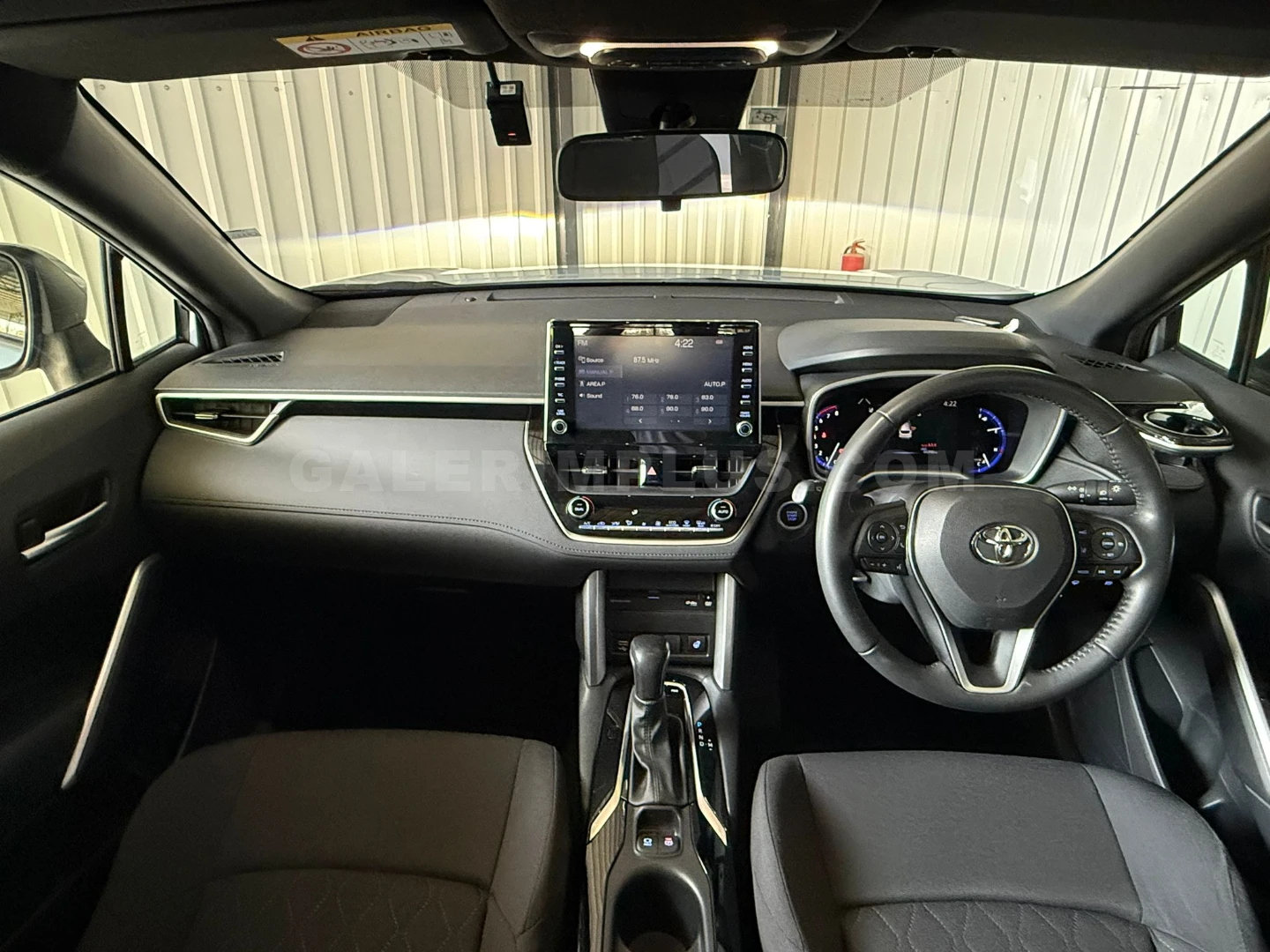 Toyota Corolla Cross 2023 Satılık İkinci El - Thumbnail 8