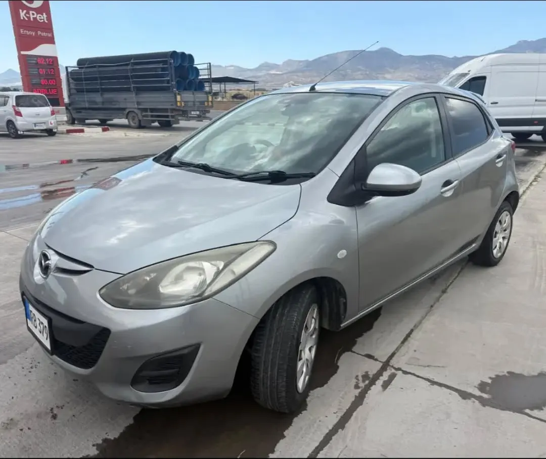 Mazda Demio 2013 Satılık İkinci El - Thumbnail 2