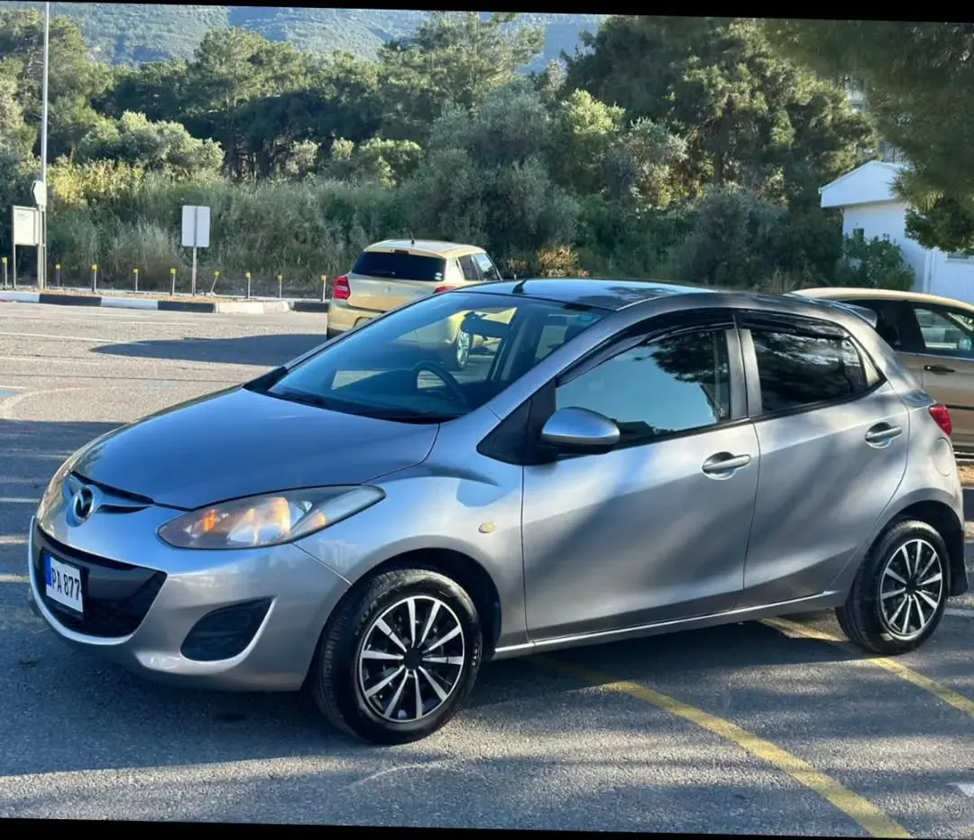 2013 Mazda Demio 1.3