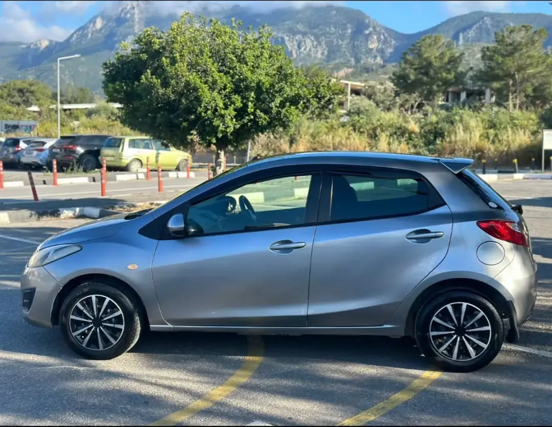 Mazda Demio 2013 Satılık İkinci El - Thumbnail 2