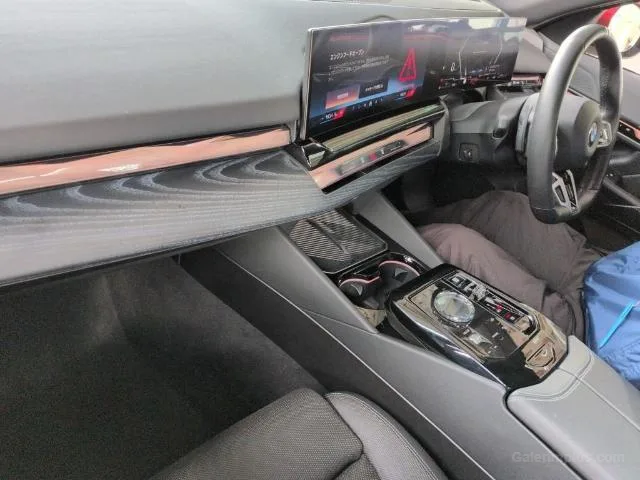 BMW 5 Serisi 2024 Satılık İkinci El - Thumbnail 5