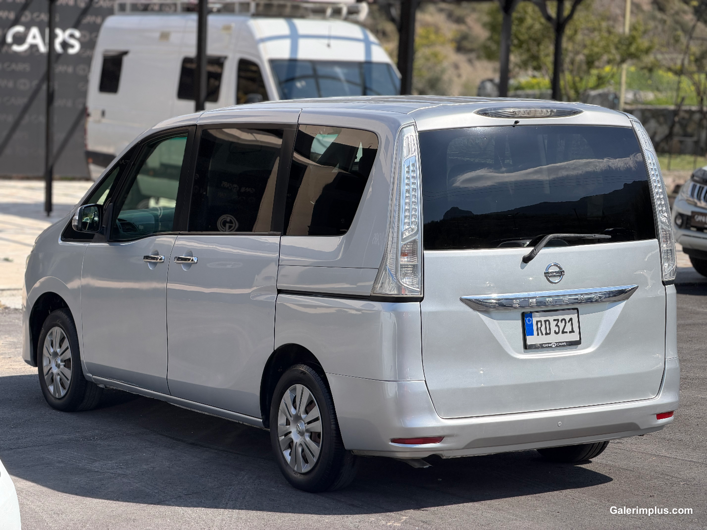 Nissan Serena 2014 Satılık İkinci El - Thumbnail 3