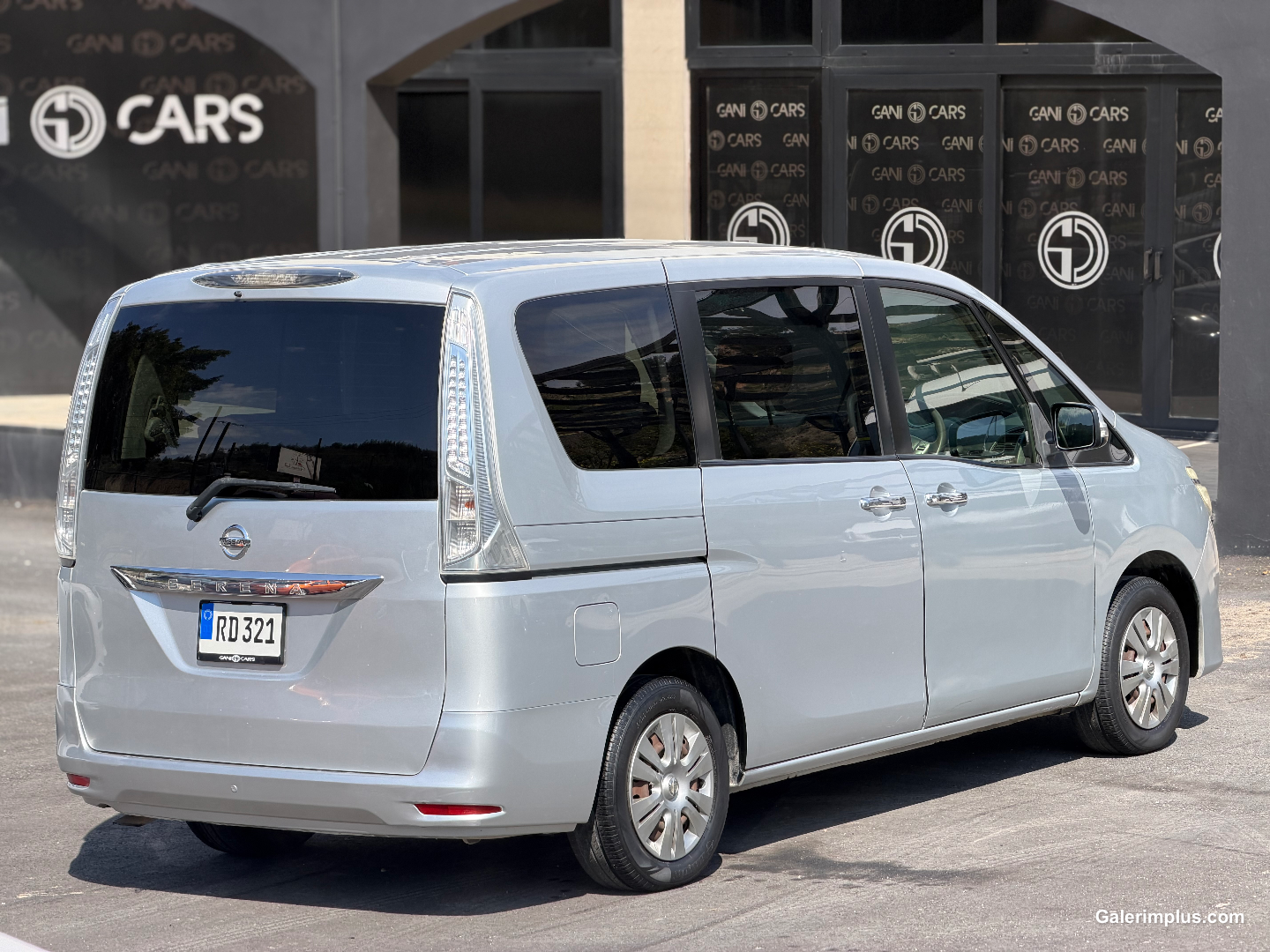 Nissan Serena 2014 Satılık İkinci El - Thumbnail 4