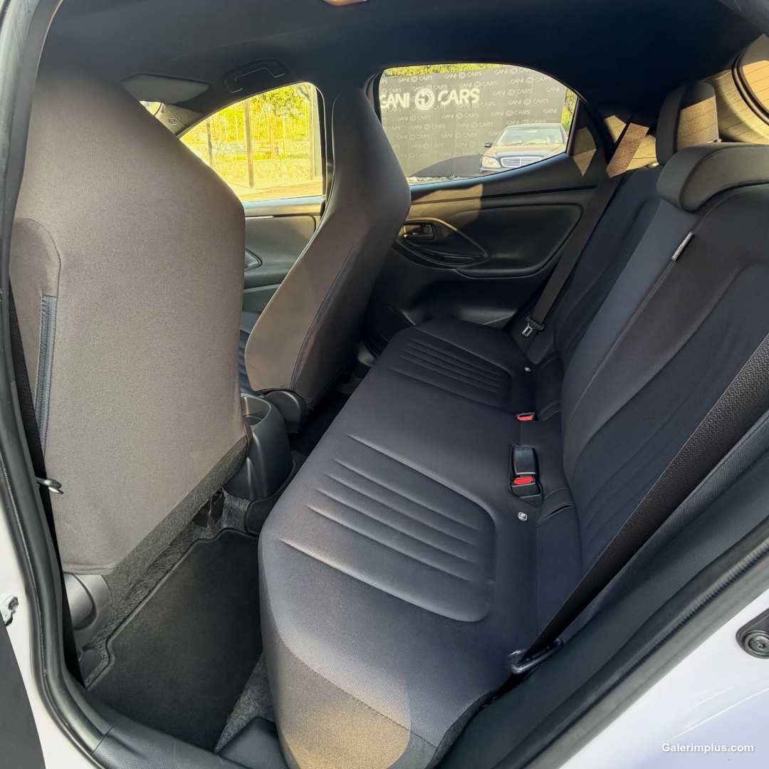 Toyota Yaris 2022 Satılık İkinci El - Thumbnail 8