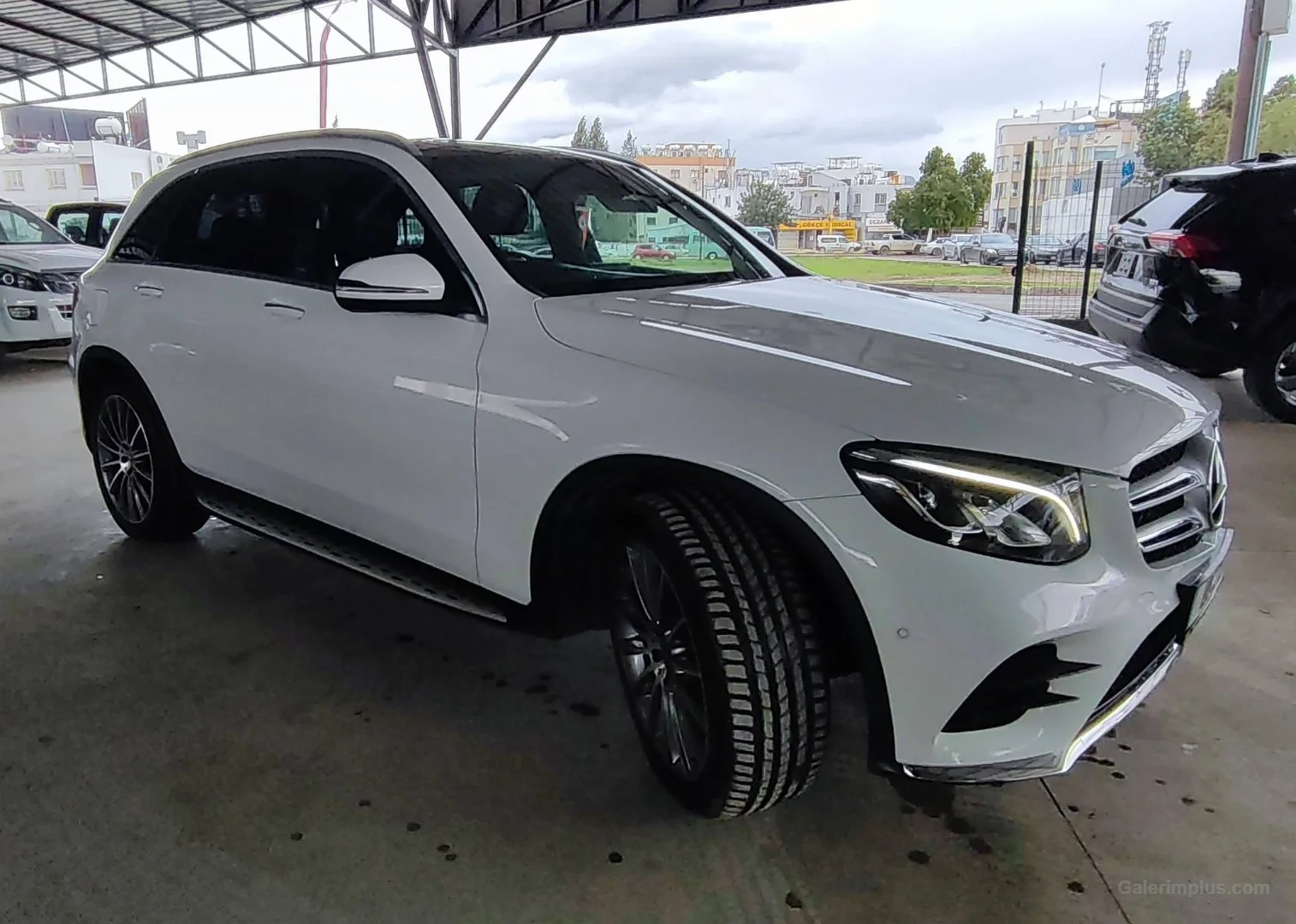 Mercedes - Benz GLC 2018 Satılık İkinci El - Thumbnail 2