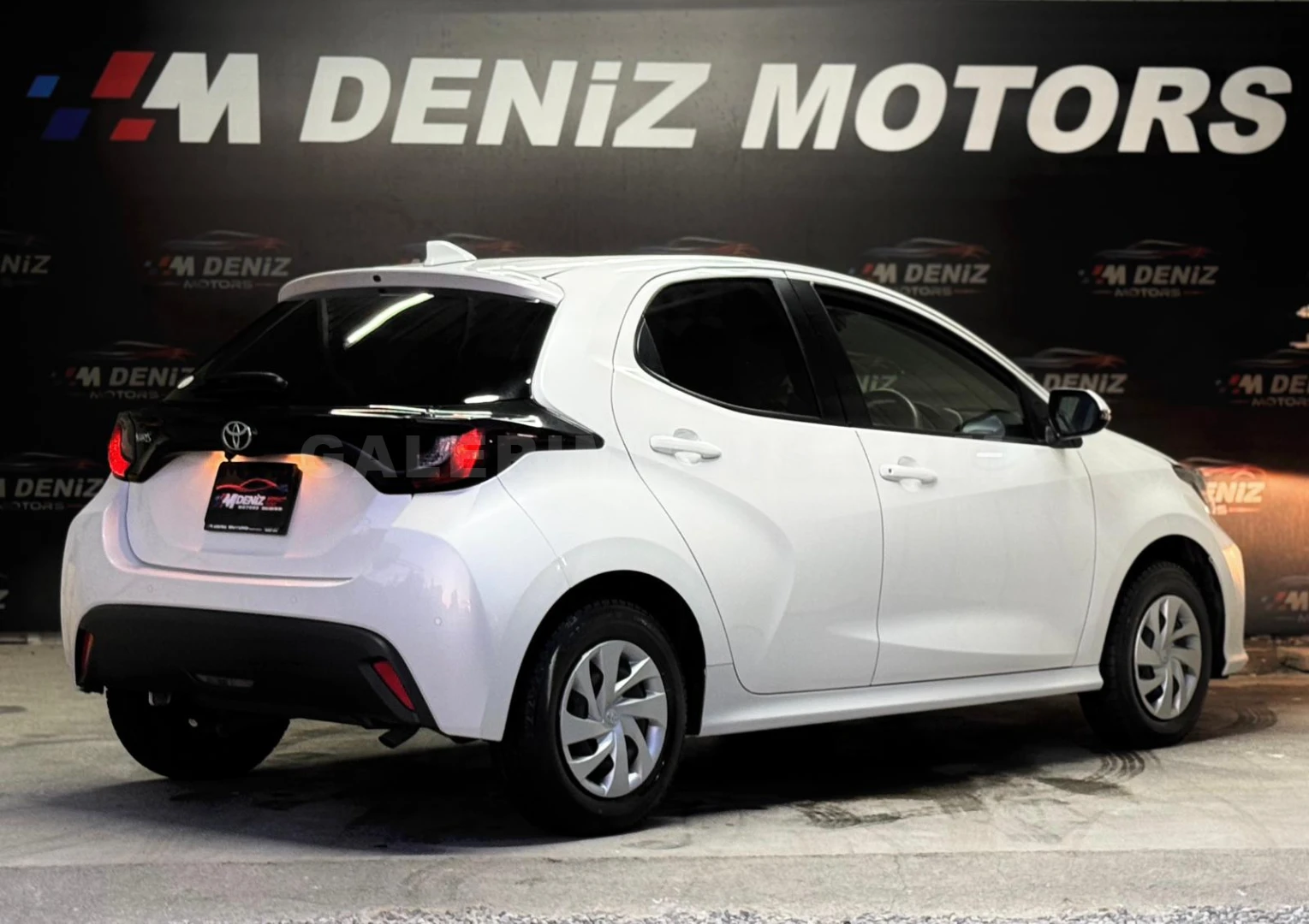Toyota Yaris 2024 Satılık İkinci El - Thumbnail 4
