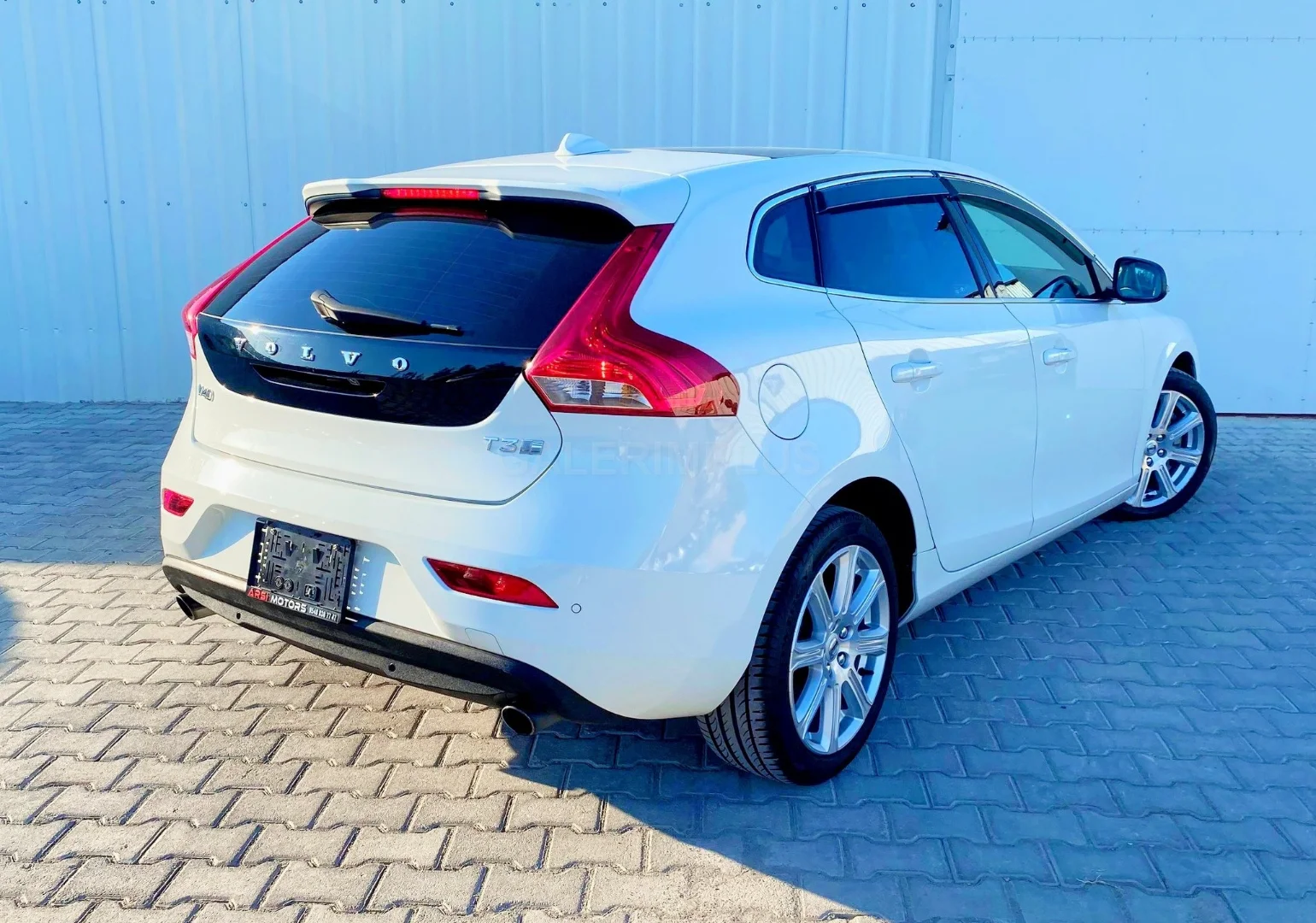 Volvo V40 2020 Satılık İkinci El - Thumbnail 3