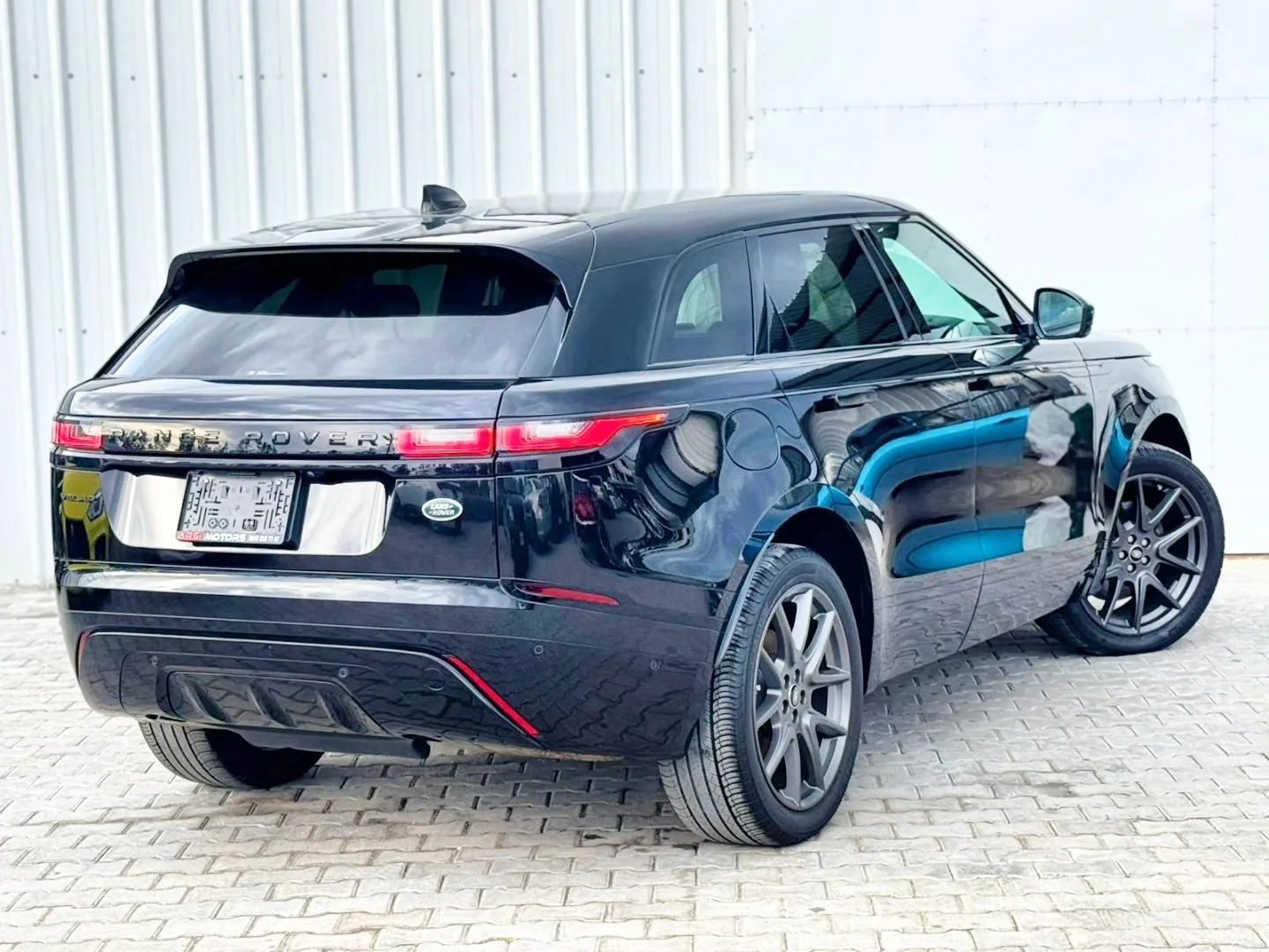 Land Rover Range Rover Velar 2023 Satılık İkinci El - Thumbnail 3