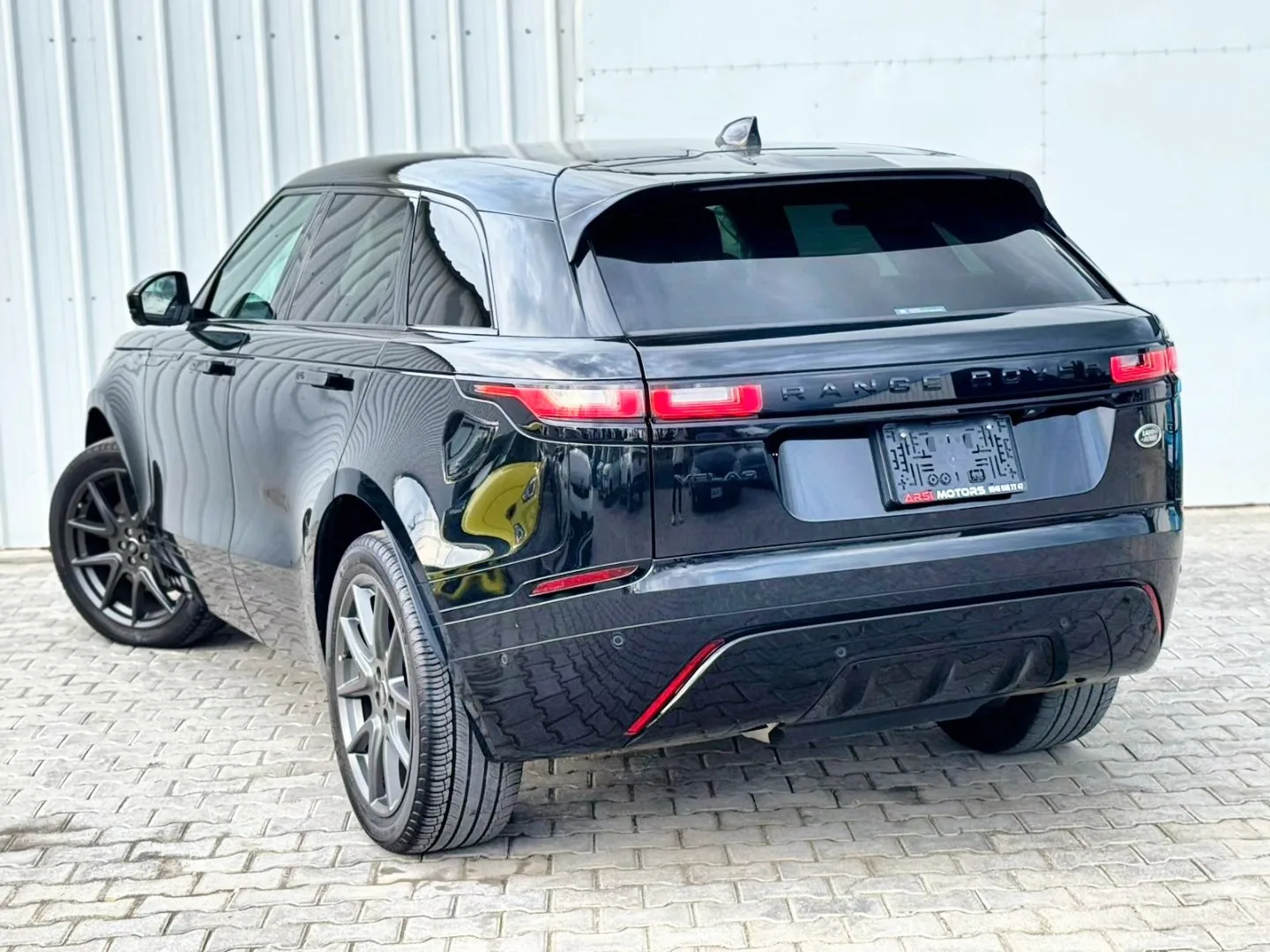 Land Rover Range Rover Velar 2023 Satılık İkinci El - Thumbnail 4