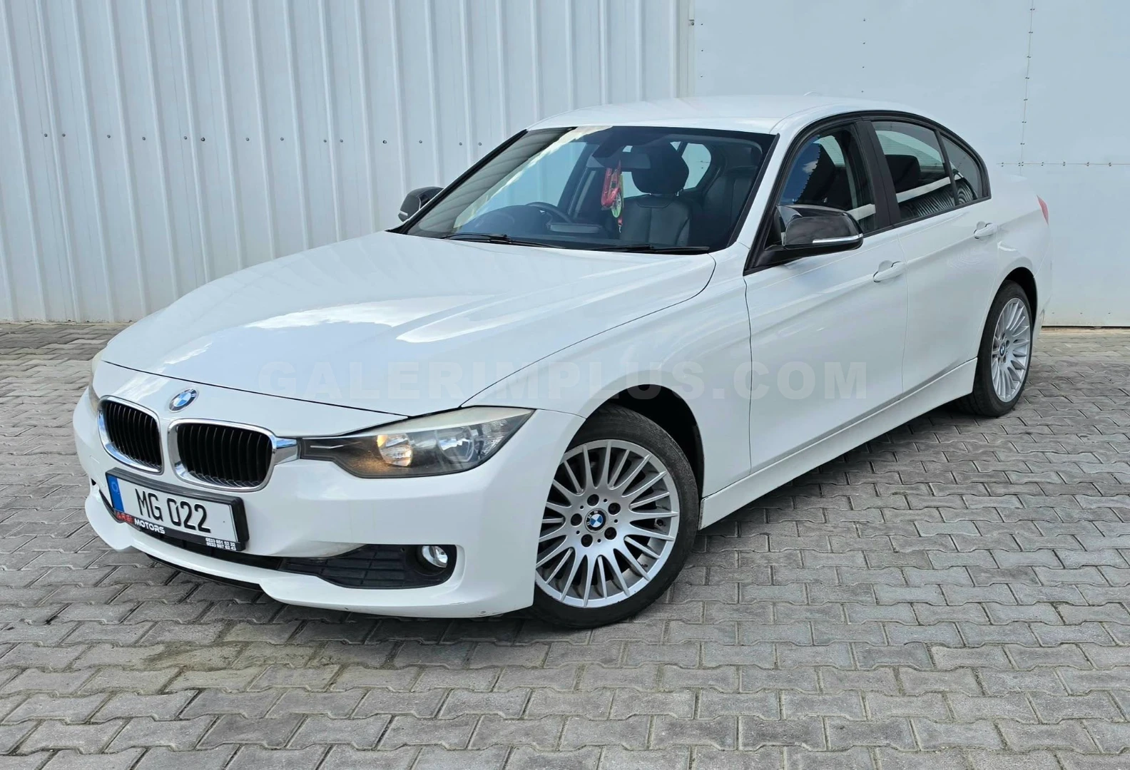 BMW 3 Serisi 2014 Satılık İkinci El - Thumbnail 2
