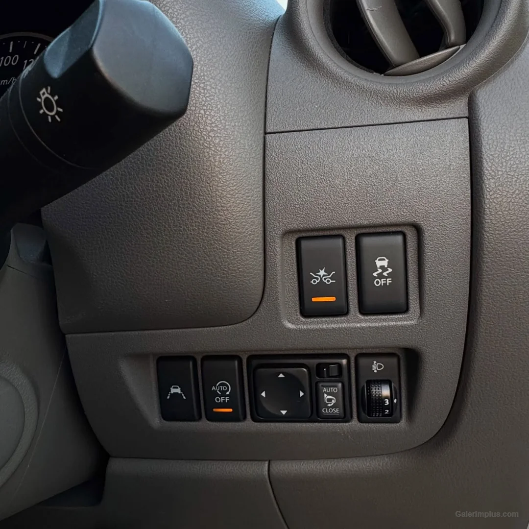Nissan March 2023 Satılık İkinci El - Thumbnail 7