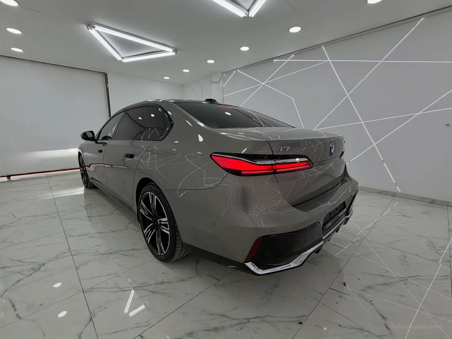 BMW 7 Serisi 2025 Satılık İkinci El - Thumbnail 8