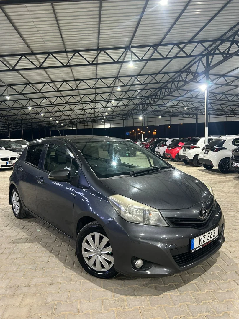 Toyota Vitz 2011 Satılık İkinci El - Thumbnail 2