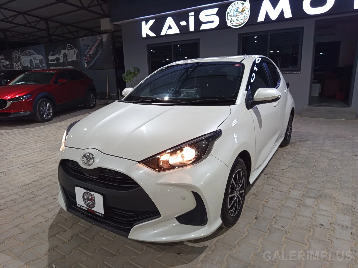 Toyota Yaris 2024 Satılık İkinci El - Thumbnail 4