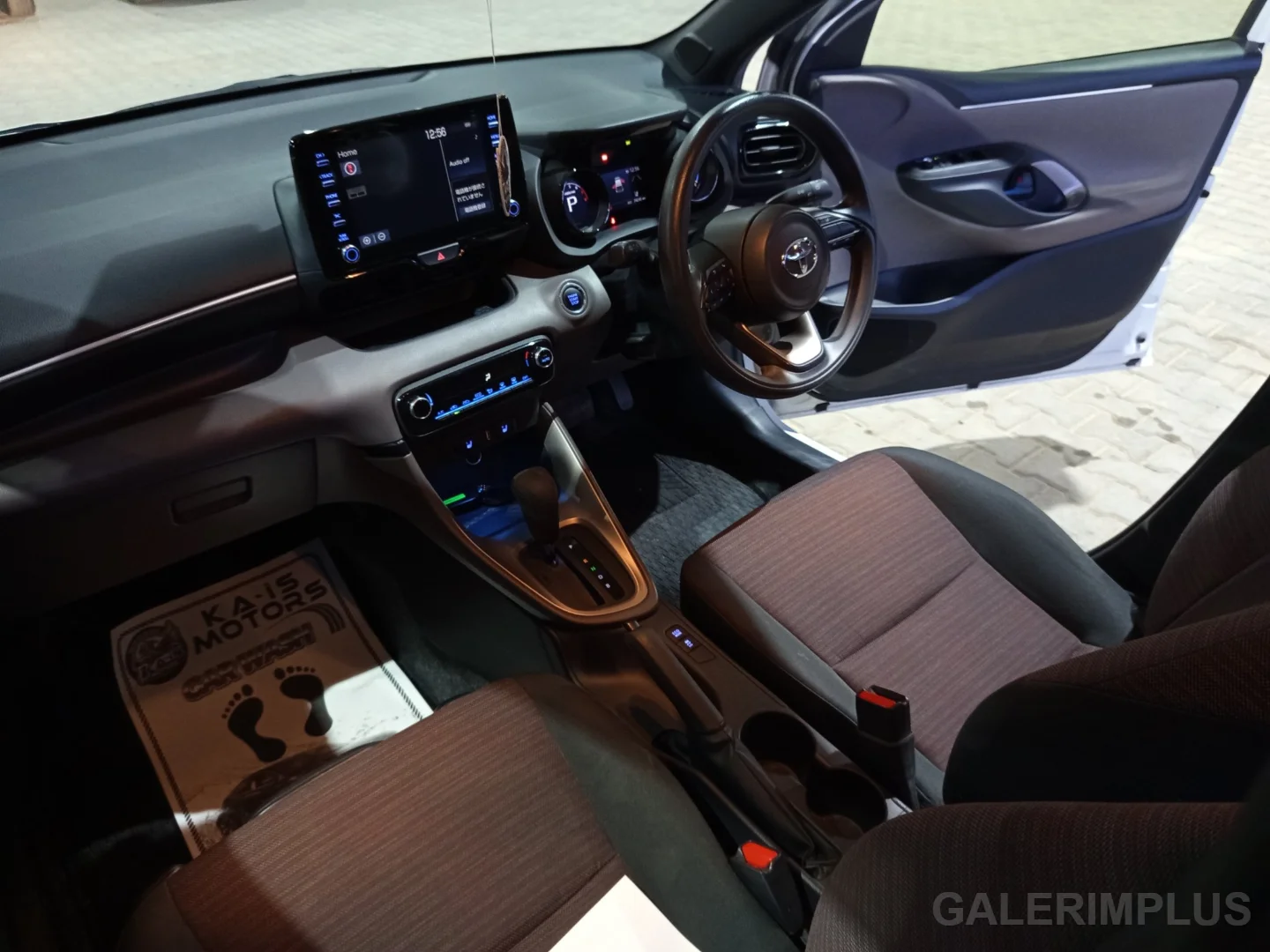 Toyota Yaris 2024 Satılık İkinci El - Thumbnail 6