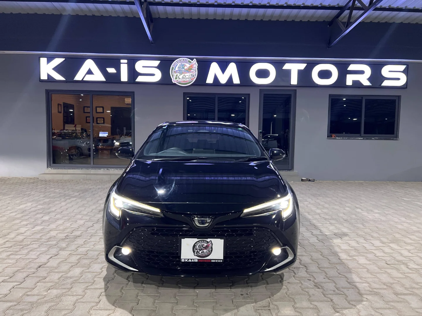 Toyota Corolla 2023 Satılık İkinci El - Thumbnail 2