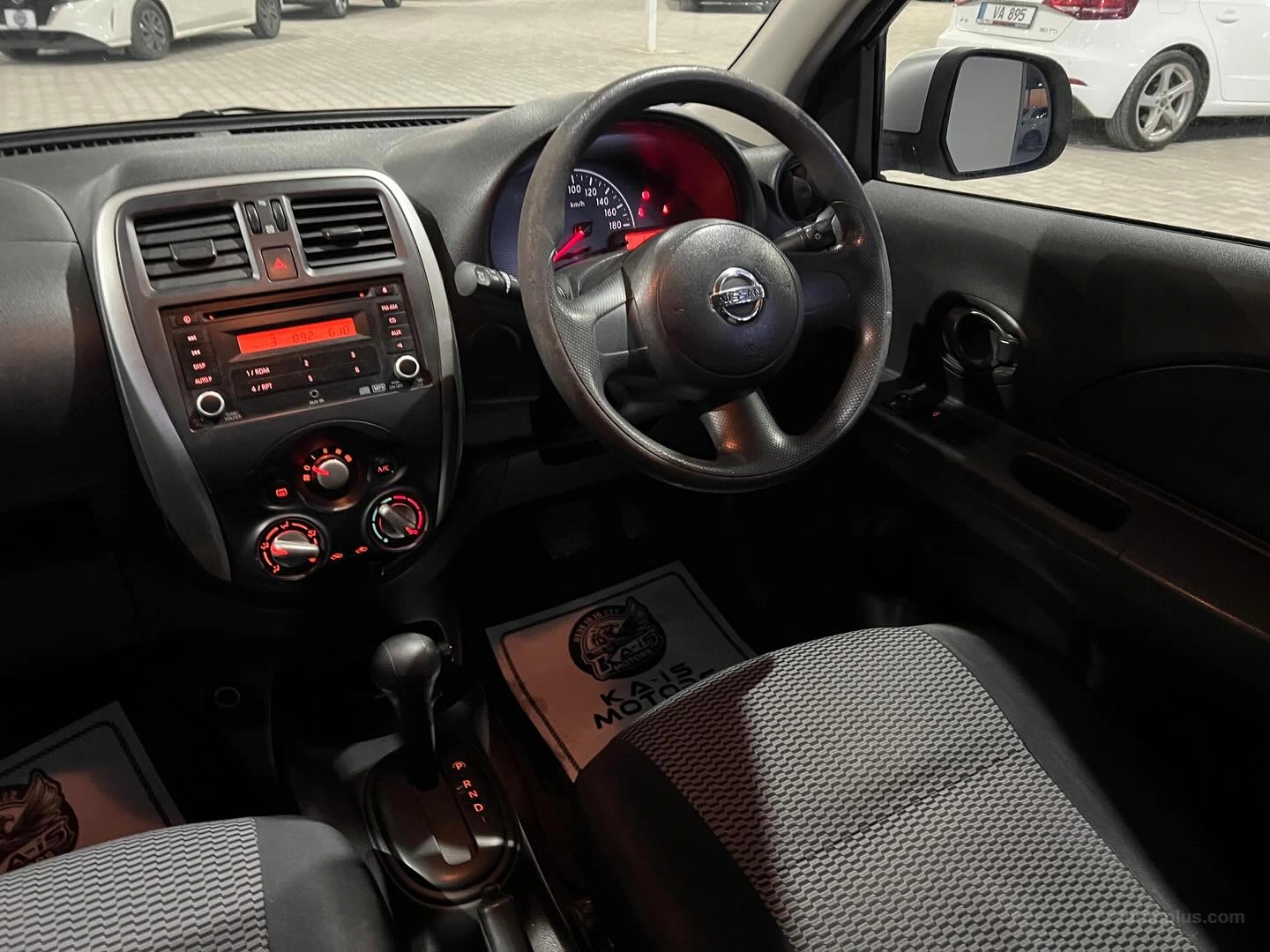 Nissan March 2014 Satılık İkinci El - Thumbnail 4