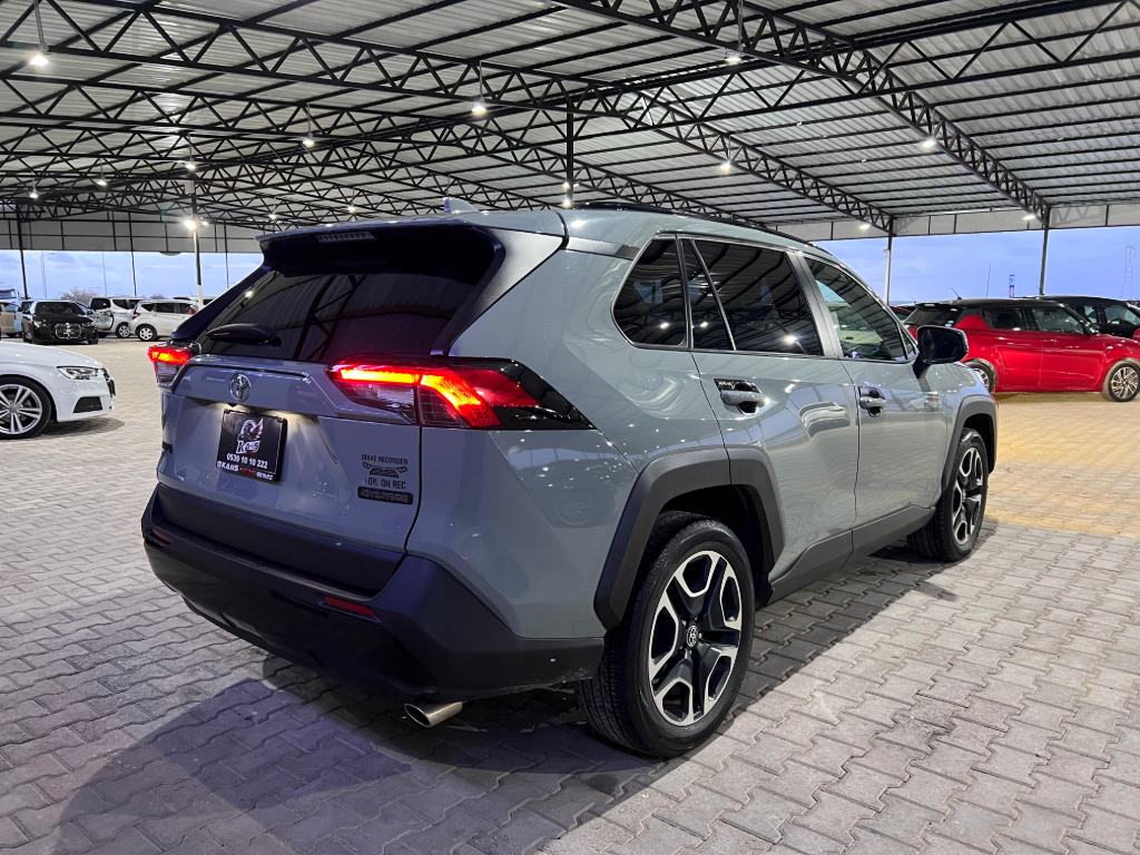 Toyota RAV4 2022 Satılık İkinci El - Thumbnail 6