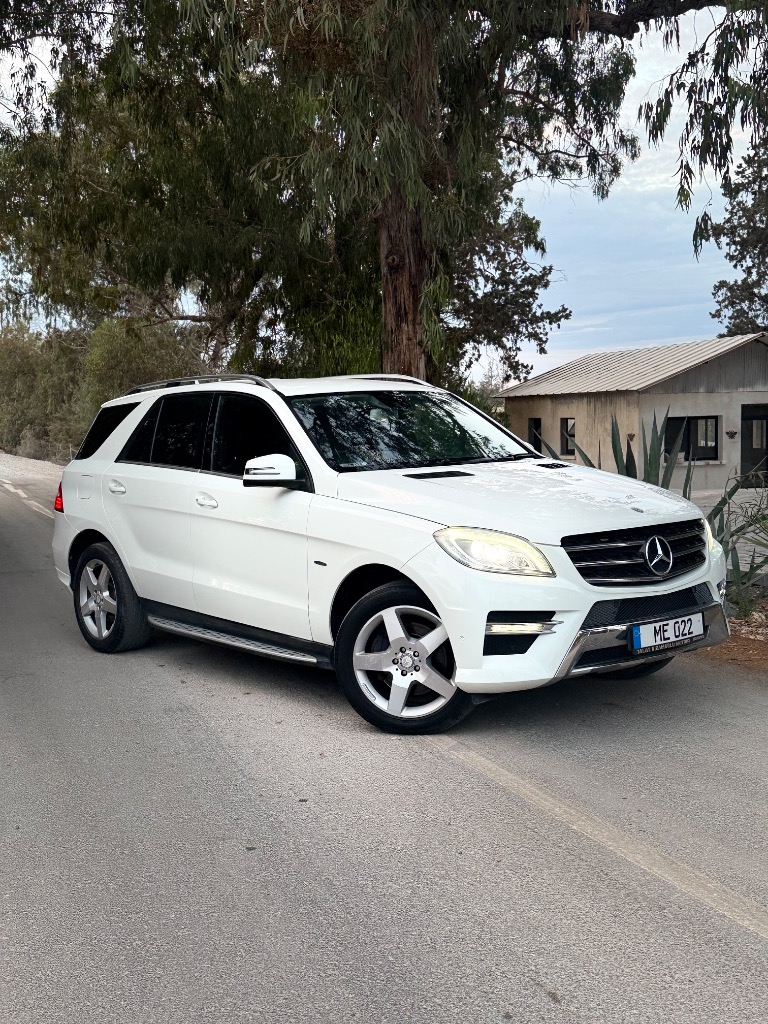 MERCEDES ML