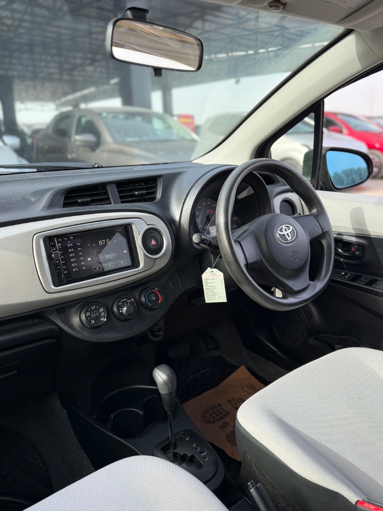 Toyota Vitz 2011 Satılık İkinci El - Thumbnail 7