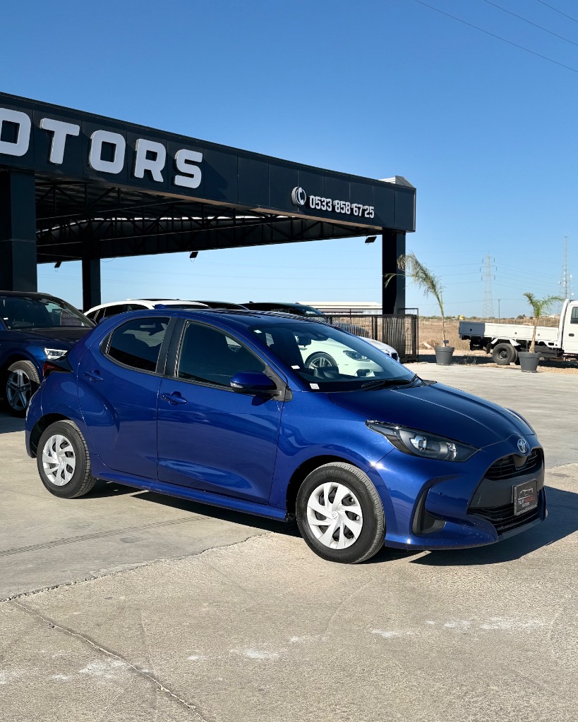 TOYOTA YARİS