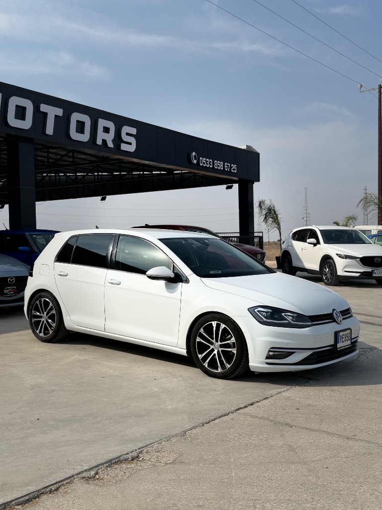 WOLKSWAGEN GOLF 7.5