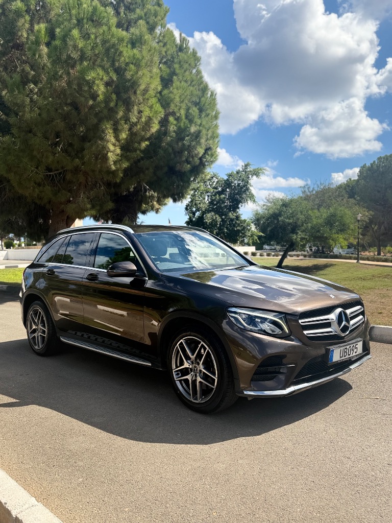 MERCEDES GLC