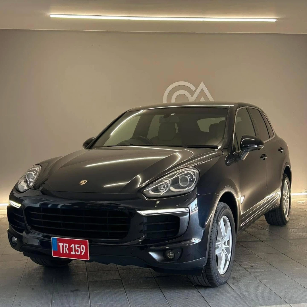 2016 Porsche Cayenne Cayenne Standard